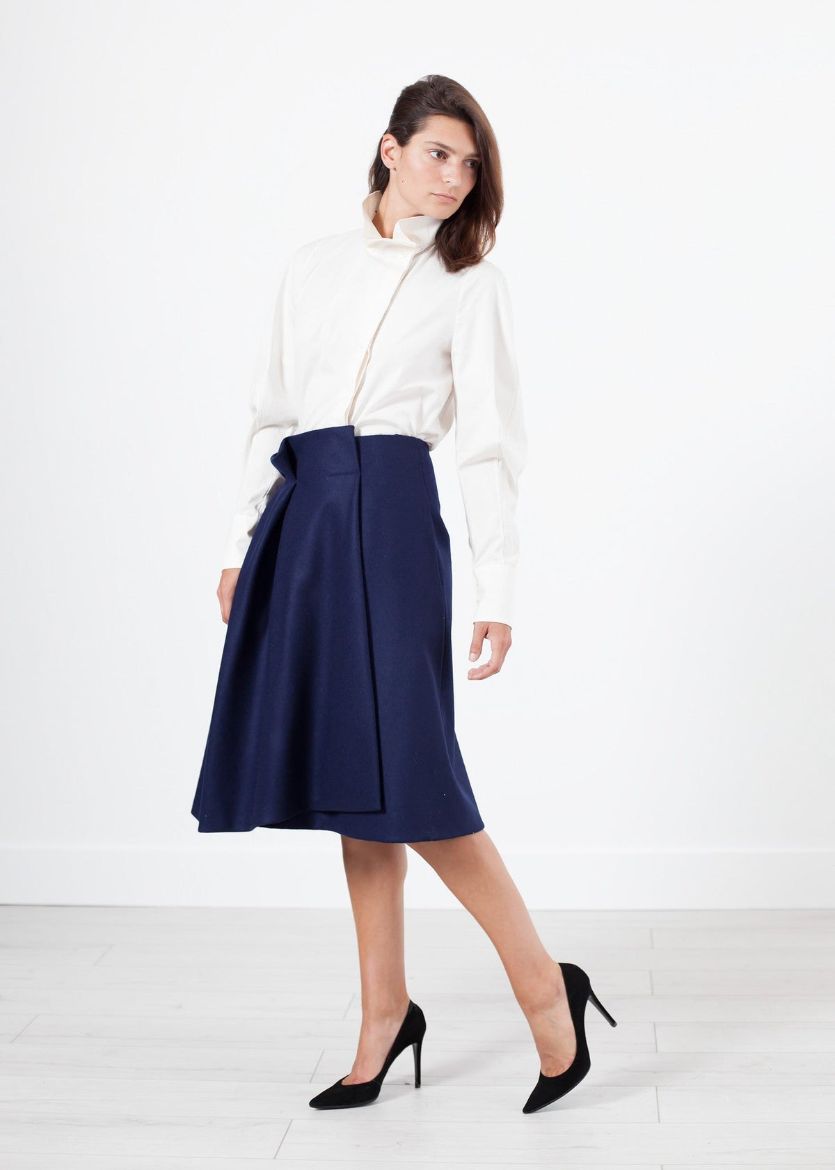 Off-White Full-Collar Blouse - sample outfit photograph
